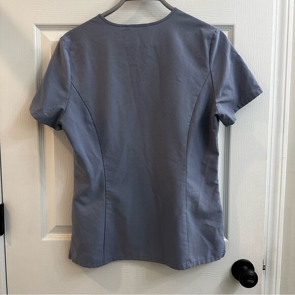 Figs Catarina One Pocket Scrub top vapor blue slim fit size M - Picture 8 of 8